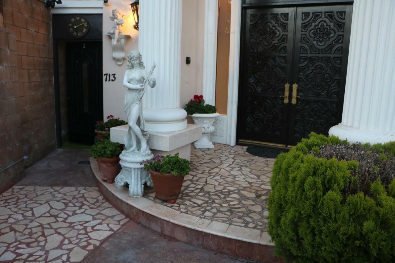 Entire Second Flr - Santa Monica Luxury Roman Villa Los Angeles Exterior photo
